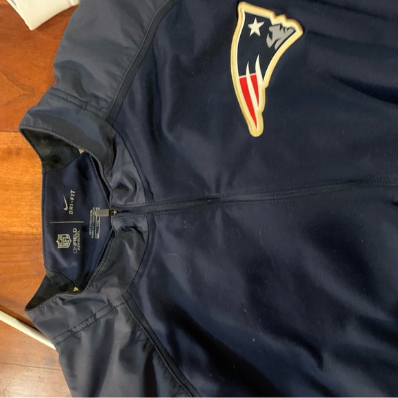 New England Patriots logo pull over warm - Picture 10 of 13